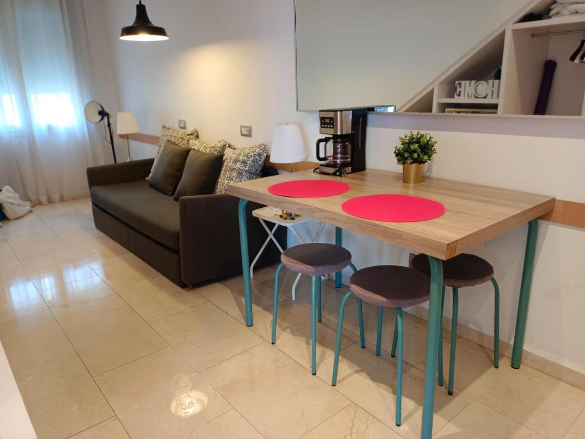 Hostel By Paseo De Colon Barcelona